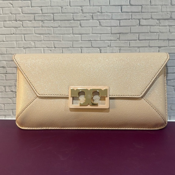Tory Burch Gigi Clutch - Blush Pink - Picture 3 of 12